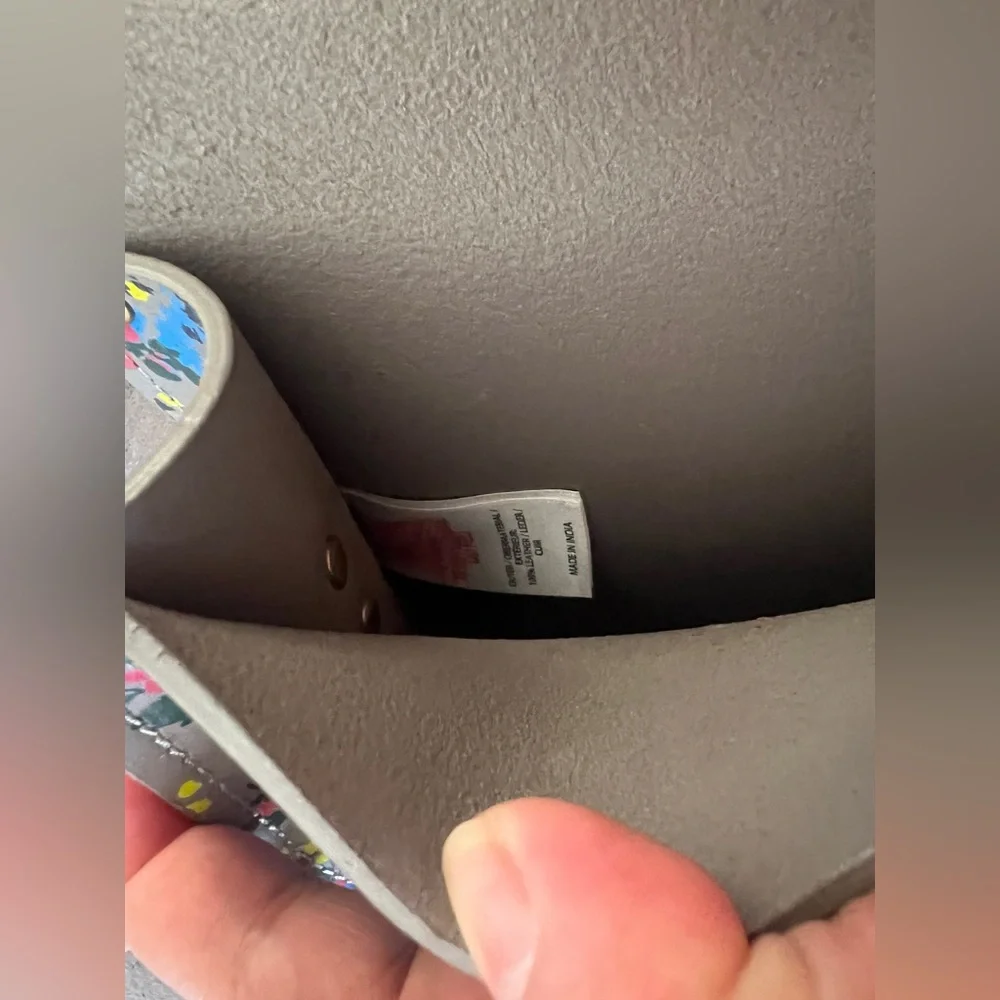 Johnnie B Floral Crossbody - Picture 10 of 10